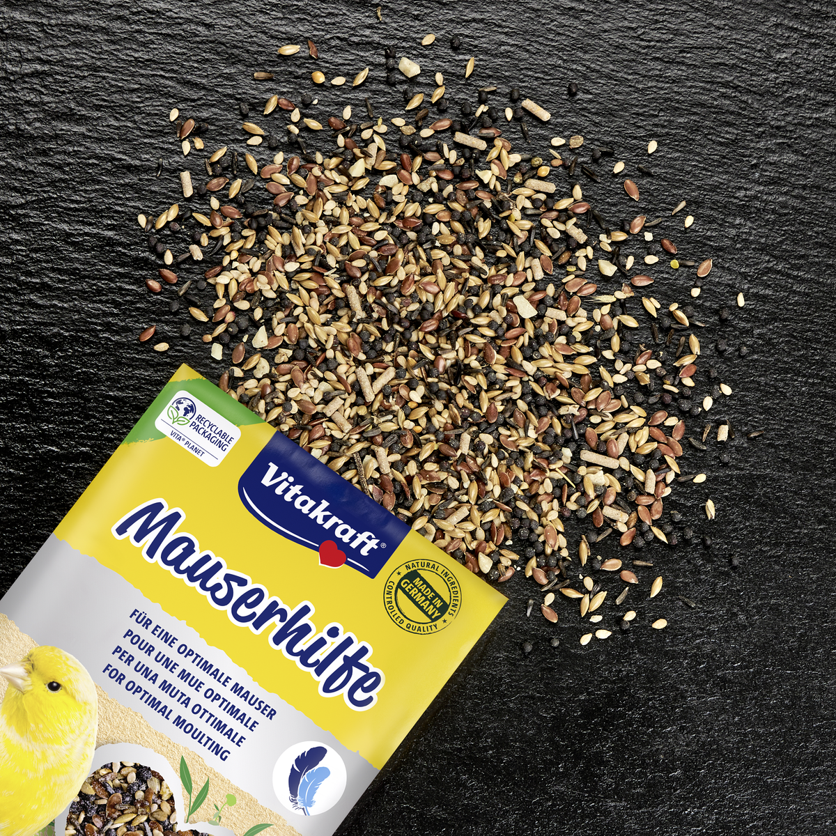 Mauserhilfe Packung auf einer Platte